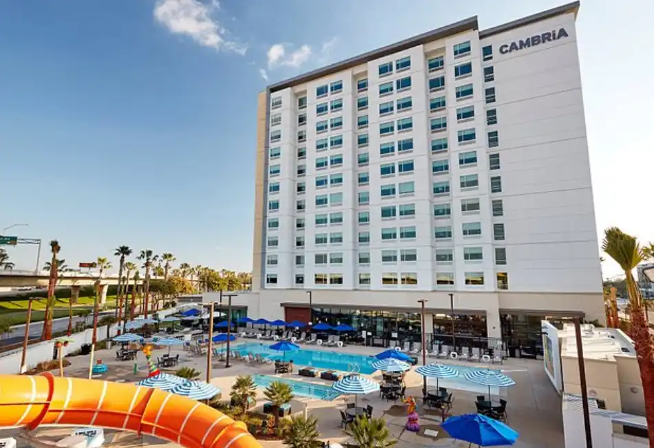 Cambria Hotel Anaheim Resort Area