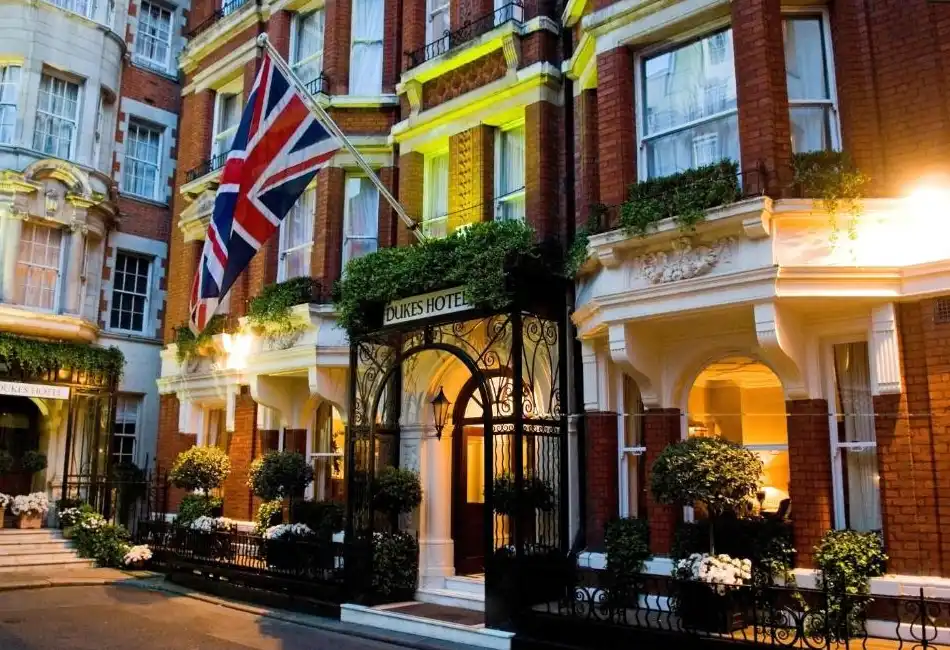 Dukes London - hotels near buckingham palace